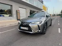 Usado Lexus UX Business Edition 184 CV (135 kW) 2021 Gris / plata SUV