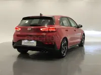 Usado Hyundai i30 N Line 140 CV (102 kW) 2025 Rojo Berlina