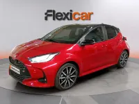 Usado Toyota Yaris Hybrid Sport 130 CV (95 kW) 2025 Rojo Berlina