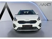 Usado Kia Niro 141 CV (103 kW) 2022 Blanco SUV