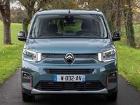 Usado Citroën Berlingo Shine 102 HP (75 kW) 2020 Cinzento Monovolume