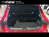 Nuevo Renault Clio V Evolution 120 CV (88 kW) 2026 Rojo Berlina