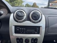 Usado Dacia Sandero Lauréate 75 CV (55 kW) 2012 Gris / plata Berlina