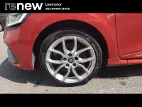 Usado Renault Clio IV R.S. 200 CV (147 kW) 2017 Rojo Berlina