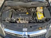 Usado Opel Astra GTC Sport 115 CV (84 kW) 2008 Negro Berlina