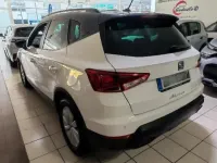 Usado Seat Arona Style 116 CV (85 kW) 2025 Blanco/ gris SUV