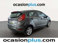 Usado Ford Fiesta Trend 82 CV (60 kW) 2017 Gris Utilitario