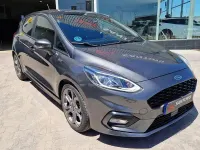 Usado Ford Fiesta ST-Line 125 CV (91 kW) 2019 Gris / plata Utilitario