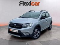 Usado Dacia Sandero Comfort 95 CV (69 kW) 2019 Gris Berlina