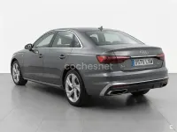 Usado Audi A4 S-Line 163 CV (119 kW) 2022 Gris / plata Berlina