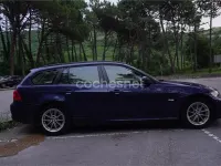Usado BMW 318 143 CV (105 kW) 2010 Azul Familiar