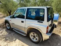 Usado Suzuki Vitara 75 CV (55 kW) 2000 Blanco SUV