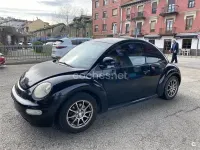 Usado VW New Beetle 100 CV (73 kW) 2000 Negro Utilitario