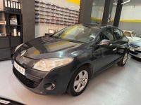 Usado Renault Mégane Dynamique 130 CV (95 kW) 2011 Gris / plata Berlina