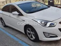 Usado Hyundai i40 136 CV (100 kW) 2013 Blanco Berlina
