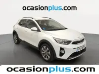 Usado Kia Stonic 100 CV (73 kW) 2025 Blanco SUV