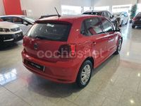 Usado VW Polo Advance 75 CV (55 kW) 2015 Rojo Berlina