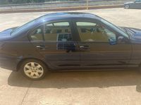 Usado BMW 318 143 CV (105 kW) 2004 Azul marino Berlina