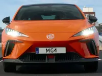 Usado MG MG4 EV Luxury 150 kW (204 CV) 2023 Blanco Utilitario
