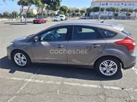 Usado Ford Focus Trend 100 CV (73 kW) 2013 Gris / plata Familiar
