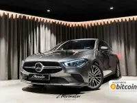 Usado Mercedes CLA180 136 CV (100 kW) 2022 Gris / plata Berlina