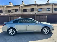 Usado Opel Insignia Selective 163 HP (119 kW) 2015 Cinzento Sedan