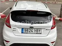 Usado Ford Fiesta Sport 90 CV (66 kW) 2011 Blanco Berlina