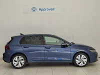 Usado VW Golf VIII 115 CV (84 kW) 2025 Azul Berlina