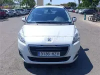Usado Peugeot 5008 Style 120 CV (88 kW) 2014 Blanco Monovolumen