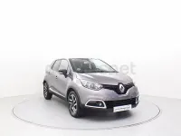 Usado Renault Captur Zen 90 CV (66 kW) 2015 Gris / plata SUV