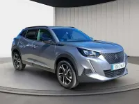 Usado Peugeot e-2008 Allure 100 kW (136 CV) 2023 Gris SUV