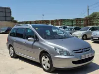 Usado Peugeot 307 110 CV (80 kW) 2004 Gris / plata Familiar