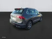 Usado VW Tiguan R-line 150 CV (110 kW) 2023 Gris SUV