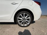 Usado Mazda 3 Luxury 150 CV (110 kW) 2014 Blanco Berlina