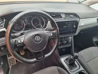 Usado VW Touran Advance 115 CV (84 kW) 2019 Blanco Monovolumen