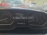 Usado Peugeot 2008 Style 110 CV (80 kW) 2018 Blanco SUV