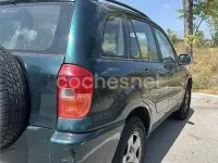 Usado Toyota RAV4 Luna 125 CV (91 kW) 2003 Verde SUV