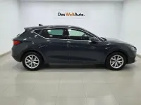 Usado Seat Leon Style 116 CV (85 kW) 2025 Azul Berlina