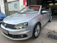 Usado VW Eos Sport 210 CV (154 kW) 2012 Gris / plata Descapotable