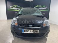 Usado Ford Fiesta Trend 68 CV (50 kW) 2008 Negro Berlina