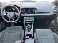 Usado Skoda Karoq SportLine 150 HP (110 kW) 2022 Branco SUV
