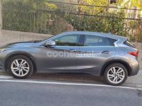 Usado Infiniti Q30 Premium 109 CV (80 kW) 2016 Gris / plata Berlina