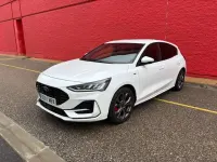 Usado Ford Focus ST-Line 125 HP (91 kW) 2022 Branco Citadino