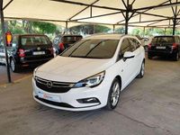 Usado Opel Astra Excellence 160 CV (117 kW) 2017 Blanco Familiar