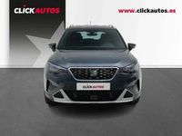 Usado Seat Arona Xperience 115 CV (84 kW) 2025 Gris / plata SUV