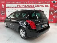 Usado Peugeot 308 SW Premium 120 CV (88 kW) 2011 Gris / plata Familiar