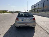 Usado Peugeot 206 90 CV (66 kW) 2004 Gris / plata Berlina