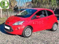 Usado Ford Ka Trend 69 CV (50 kW) 2015 Rojo Berlina