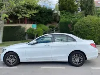 Usado Mercedes C180 AMG line 156 CV (114 kW) 2015 Blanco Familiar