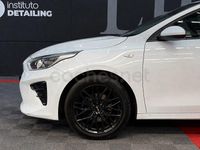 Käytetty Kia Ceed 120 HP (88 kW) 2020 Valkoinen Viistoperä
